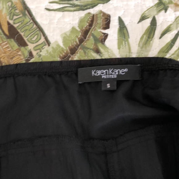 KAREN KANE MIDI BLACK BOTTOM PLEATED SKIRT - Picture 4 of 8